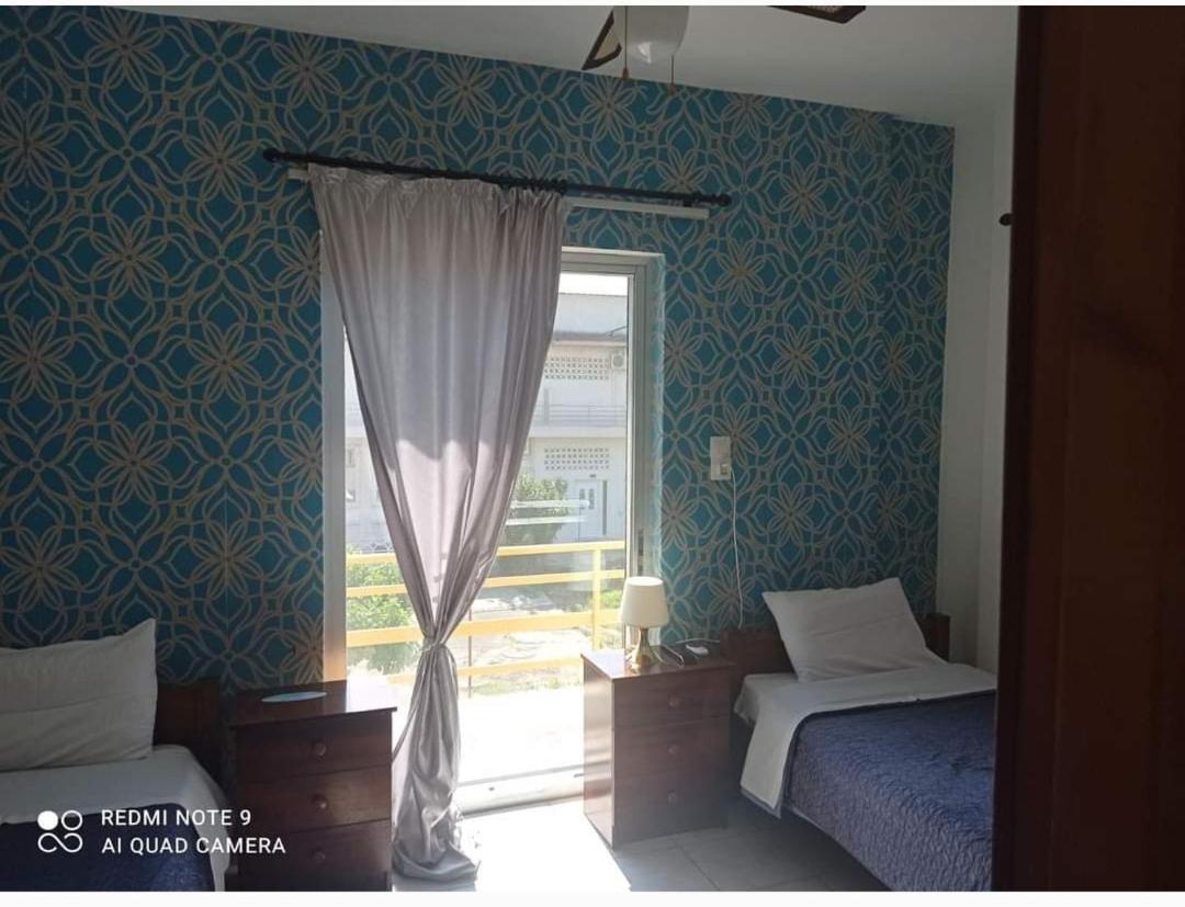 Blu Apartment Glifa  Luaran gambar