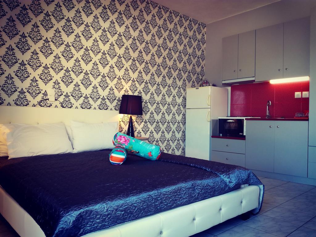 Blu Apartment Glifa  Luaran gambar