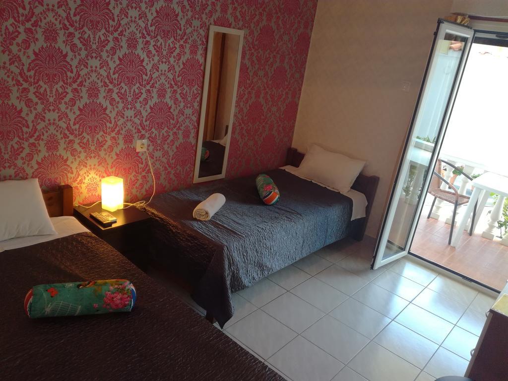 Blu Apartment Glifa  Luaran gambar